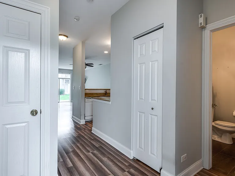 806 Woodewind Dr — Photo 11