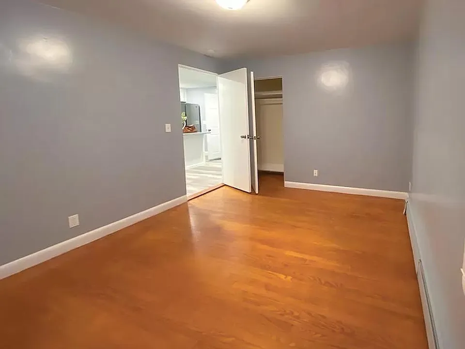 145 Dunnell Ave #2