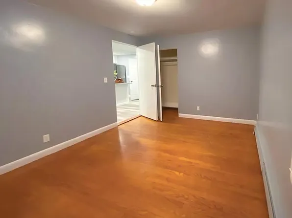 145 Dunnell Ave Unit 2, Pawtucket, RI 02860