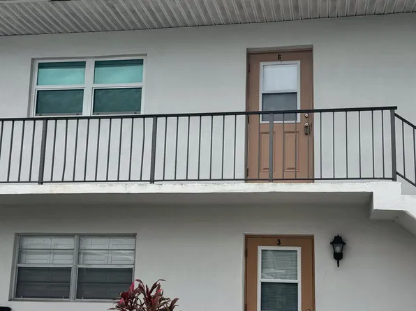 2950 SE Ocean Boulevard #8, Stuart, FL 34996