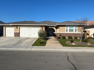 3097 Portals Ave, Clovis, CA 93619