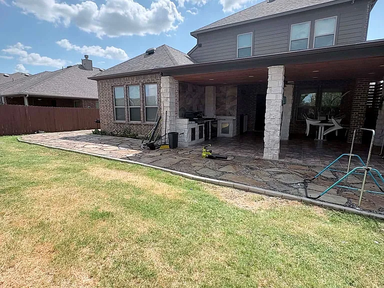1316 Hudson Ln — Photo 22