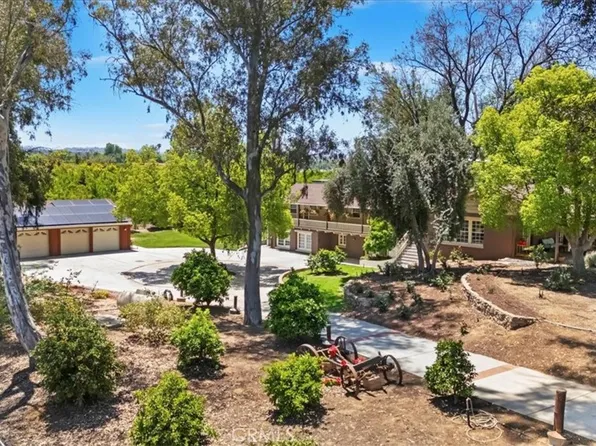 8180 Victoria Ave, Riverside, CA 92504