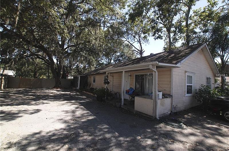 2nd image of 2176 8th St