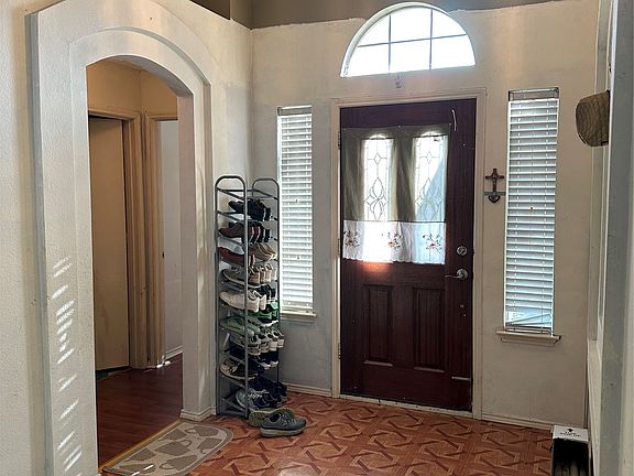 2nd image of 6407 Wolf Creek Ct