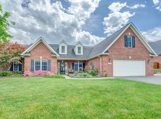 2170 River Oaks Dr, Salem, VA
