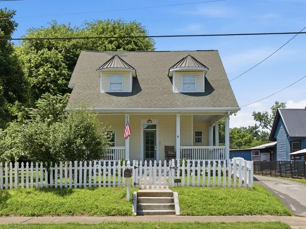 210 S Main St, Mt Pleasant, TN 38474