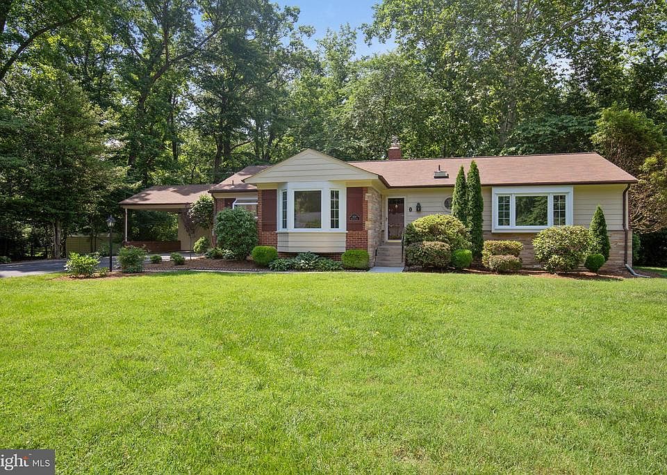 1st image of 4519 Dolphin Ln