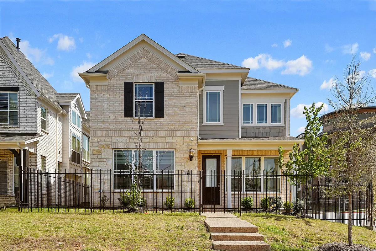 Building Photo - 1549 Pirene Aly #1549