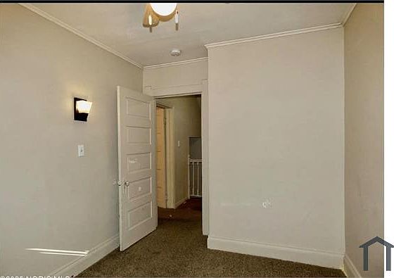2nd image of 937 Berry St