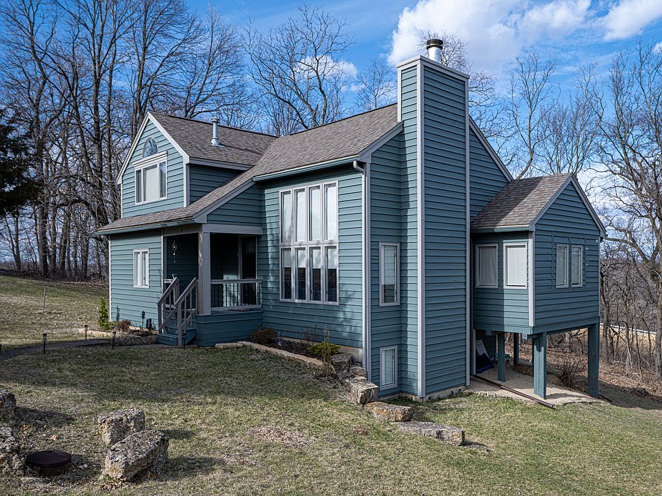 1st image of 4 Cinnabar Ln