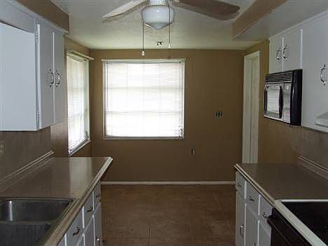 2nd image of 1201 Royalwood Dr