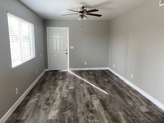3rd image of 2110 W Mariposa St #Mari2110-1