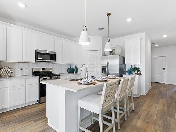 2nd image of 3206 Bolt Rope Dr