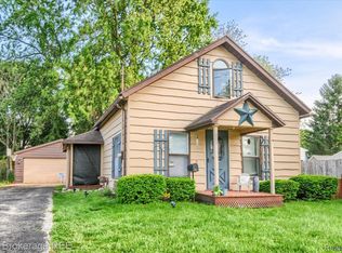 207 Darrow St, Clio, MI 48420