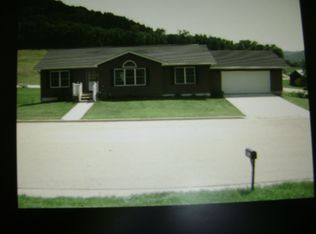 403 Fox Hollow Dr, Stoddard, WI 54658