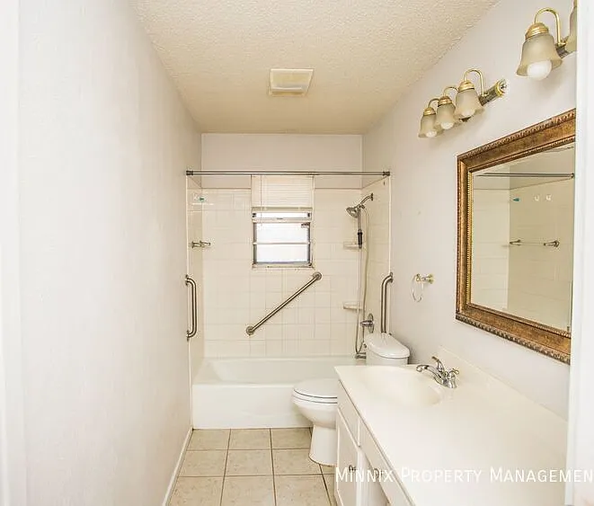 4628 Kemper St — Photo 19