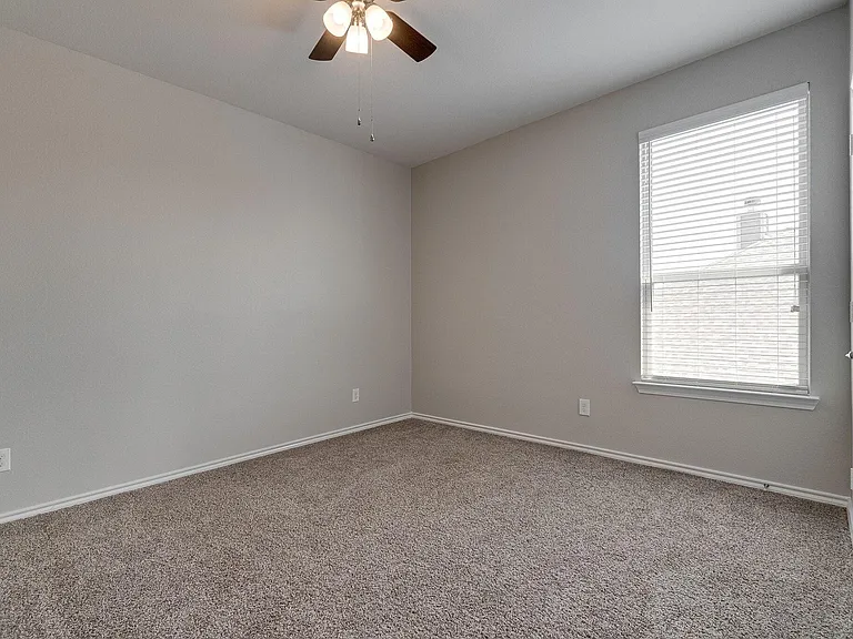 1824 Sparrow St — Photo 27