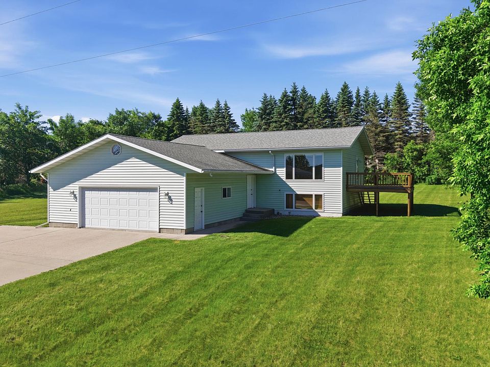 1st image of 28249 Meadow Dr