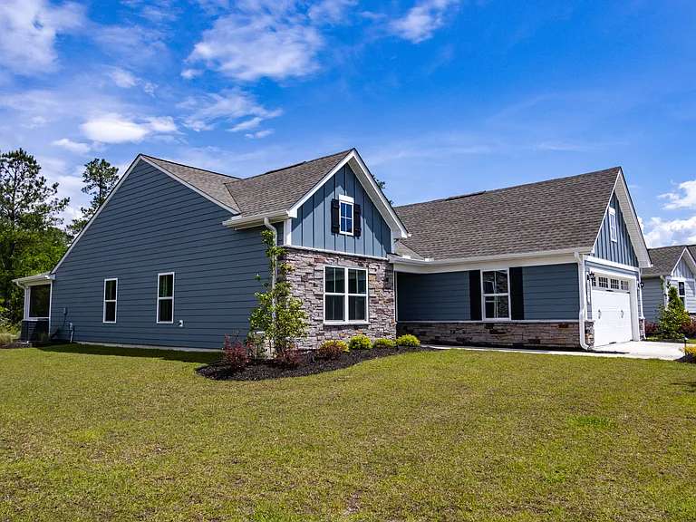 3093 Edgehill Dr — Photo 76