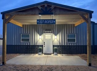 327 Roper Rd, Waynoka, OK 73860