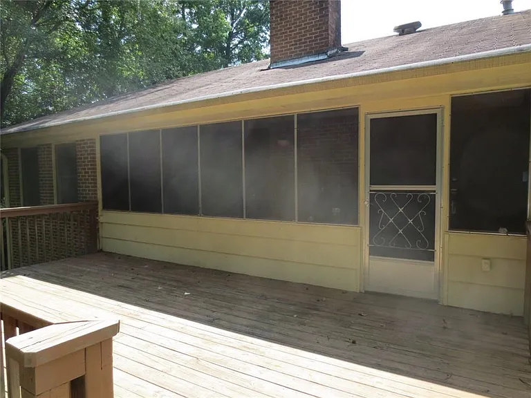 220 Lantern Ridge Ct — Photo 7