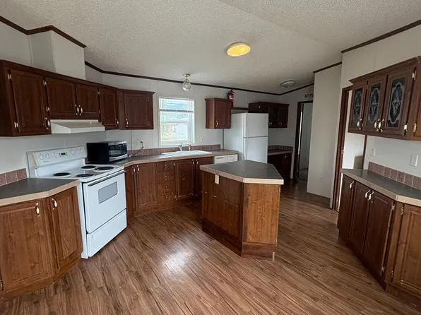 306 White Oak Dr, Bozeman, MT 59718