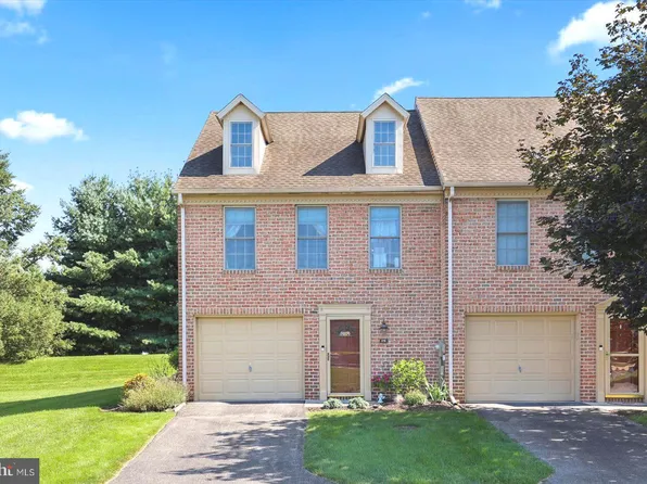 178 Crown Pointe Dr #P178, York, PA 17402