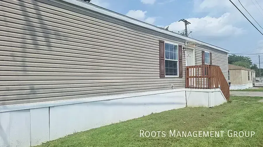 3 Bed 2 Bath Home Available for Lease at Sherwood Heights - Apply Now! — Photo 2