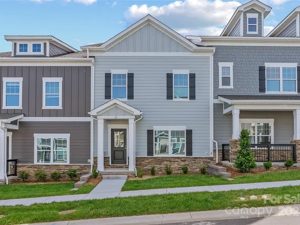 61 Walnut Springs Dr #20-B, Asheville, NC 28804