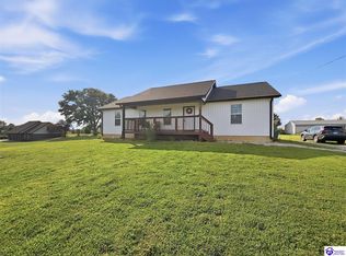 151 Thad Redmon Rd, Payneville, KY 40157