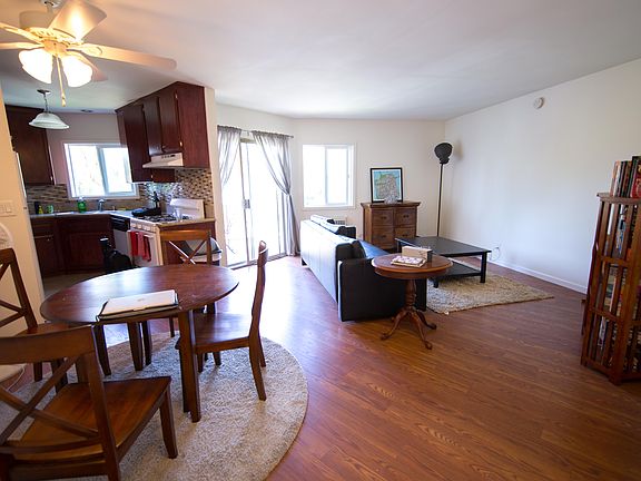 2nd image of 8038 Blackburn Ave APT 09
