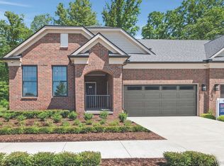 55834 Oak Pointe Dr, Shelby Township, MI 48315