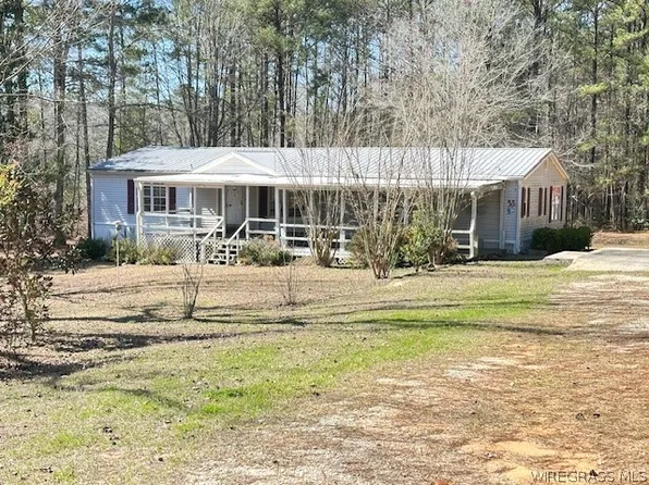 606 Summerfield Rd, Ozark, AL 36360