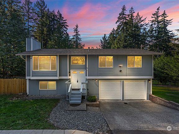 2nd image of 7717 182nd Avenue E