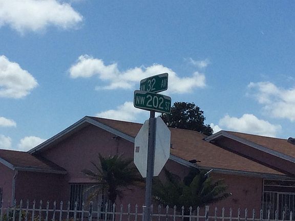5th image of 20219 NW 32nd Ave