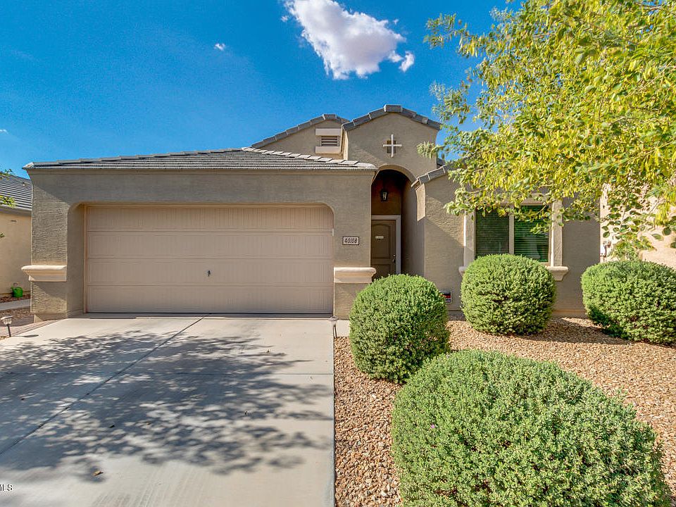 1st image of 40108 W Novak Ln