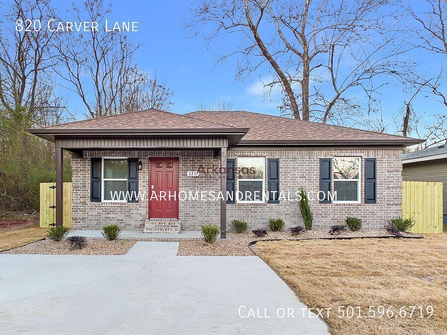 1st image of 820 Carver Ln