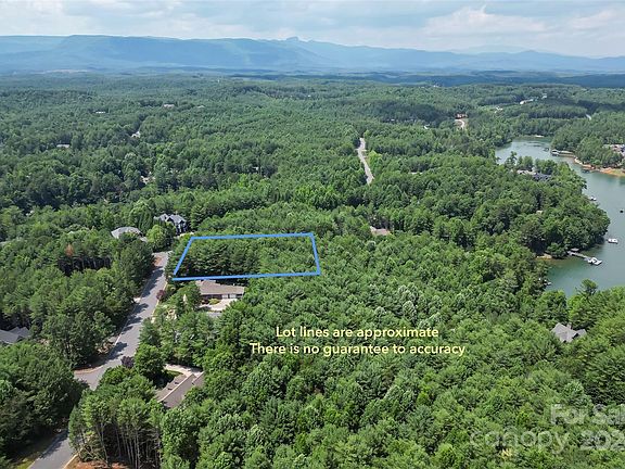 3rd image of 1603 Southpointe Dr #226