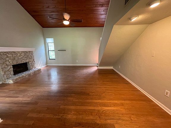 5th image of 5321 NW 55th Ln
