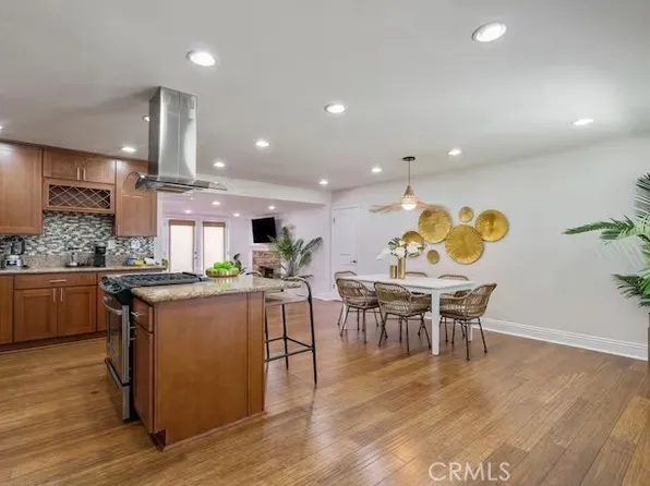 6817 E Bacarro St, Long Beach, CA 90815