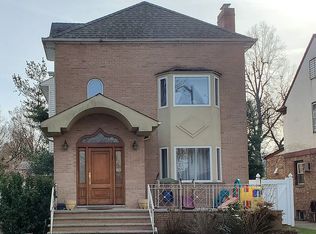 18242 80th Dr, Jamaica, NY 11432