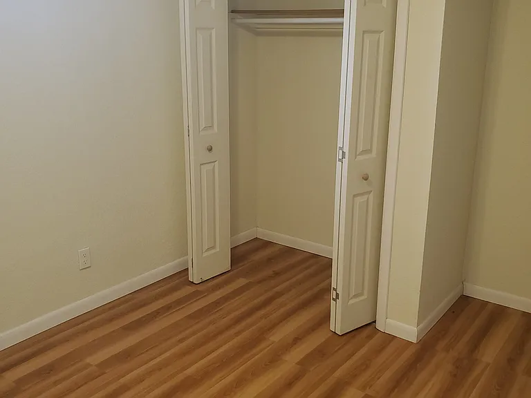 3555 W Pimlico Ave — Photo 28