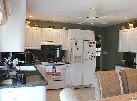 2nd image of 1159 Palermo Ct