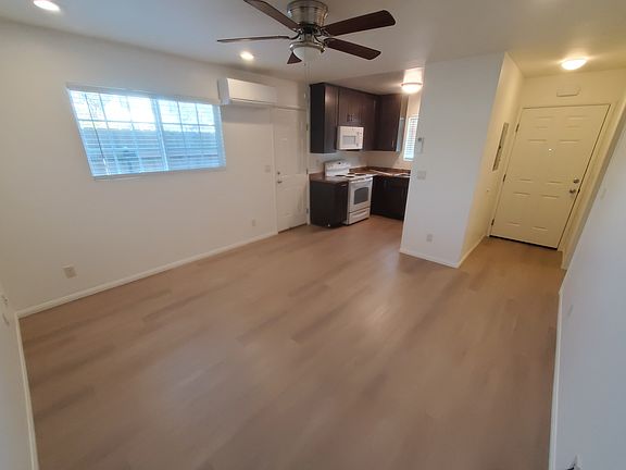 3rd image of 15317 Beach Blvd