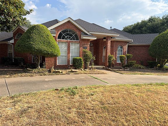 3rd image of 1321 Nettleton Dr