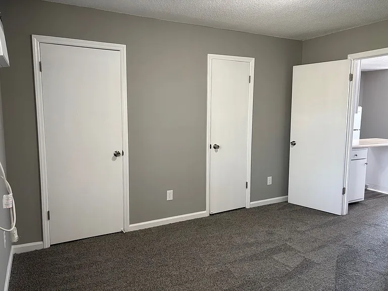 235 E Dameron Ave #X — Photo 21