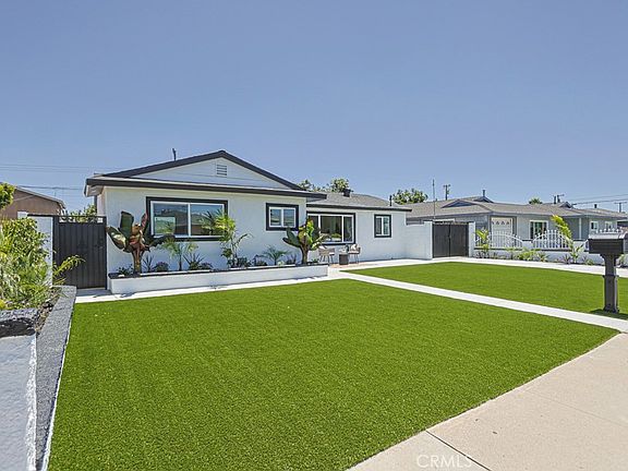 2nd image of 11842 Santa Rosalia St