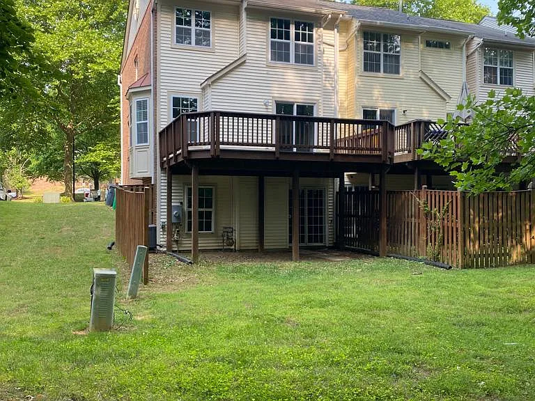 1931 Barrington Ct — Photo 3