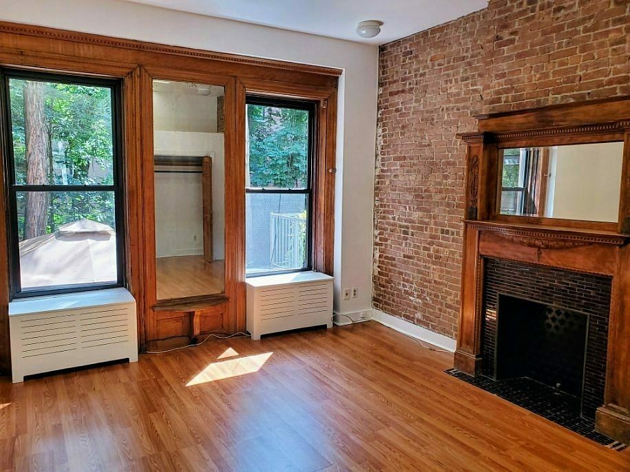 1st image of 552 W 162nd St #2